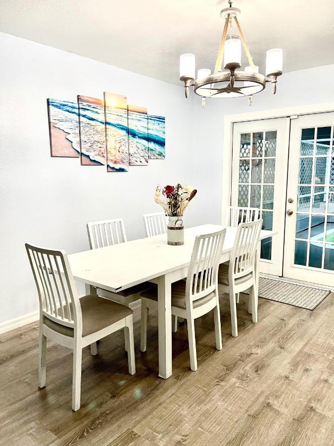 A Cozy Space Coast Retreat ไททัสวิลล์ ภายนอก รูปภาพ
